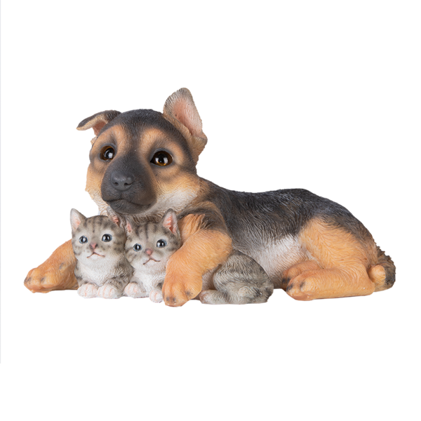 Pup met twee kittens