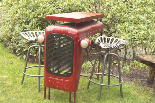 Tractor tafel rood
