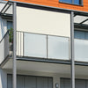 Beige verticaal zonnescherm met zwengel